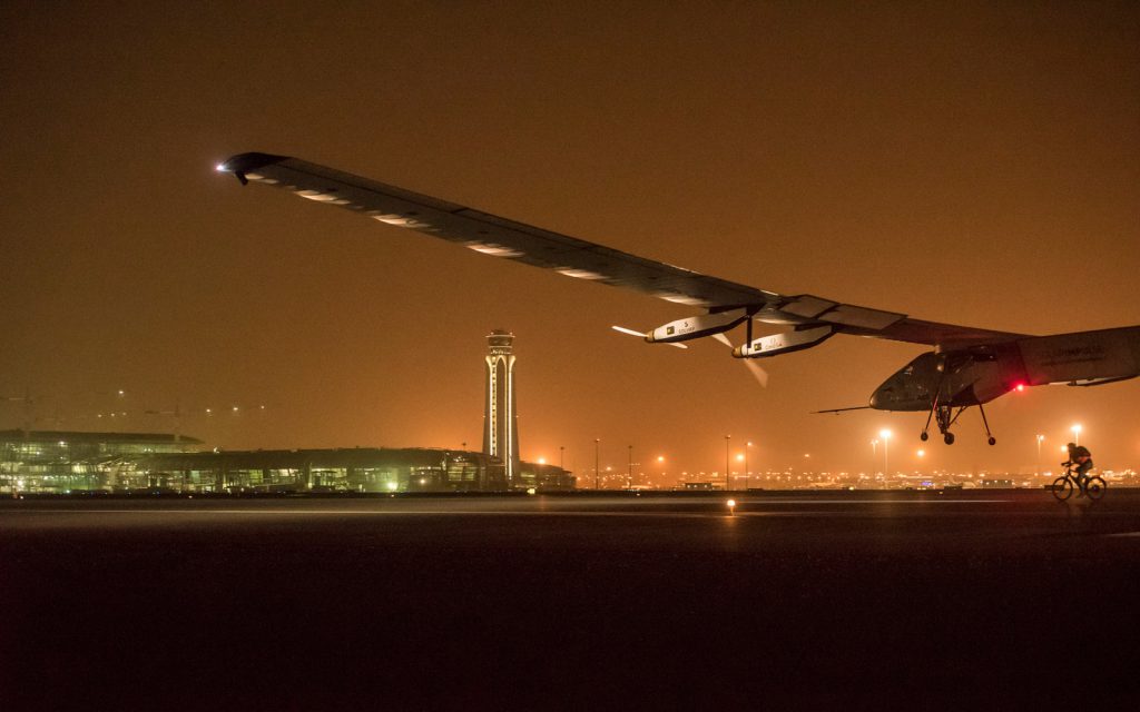Around the World in a Solar Plane 42,000km Without a Drop of Fuel