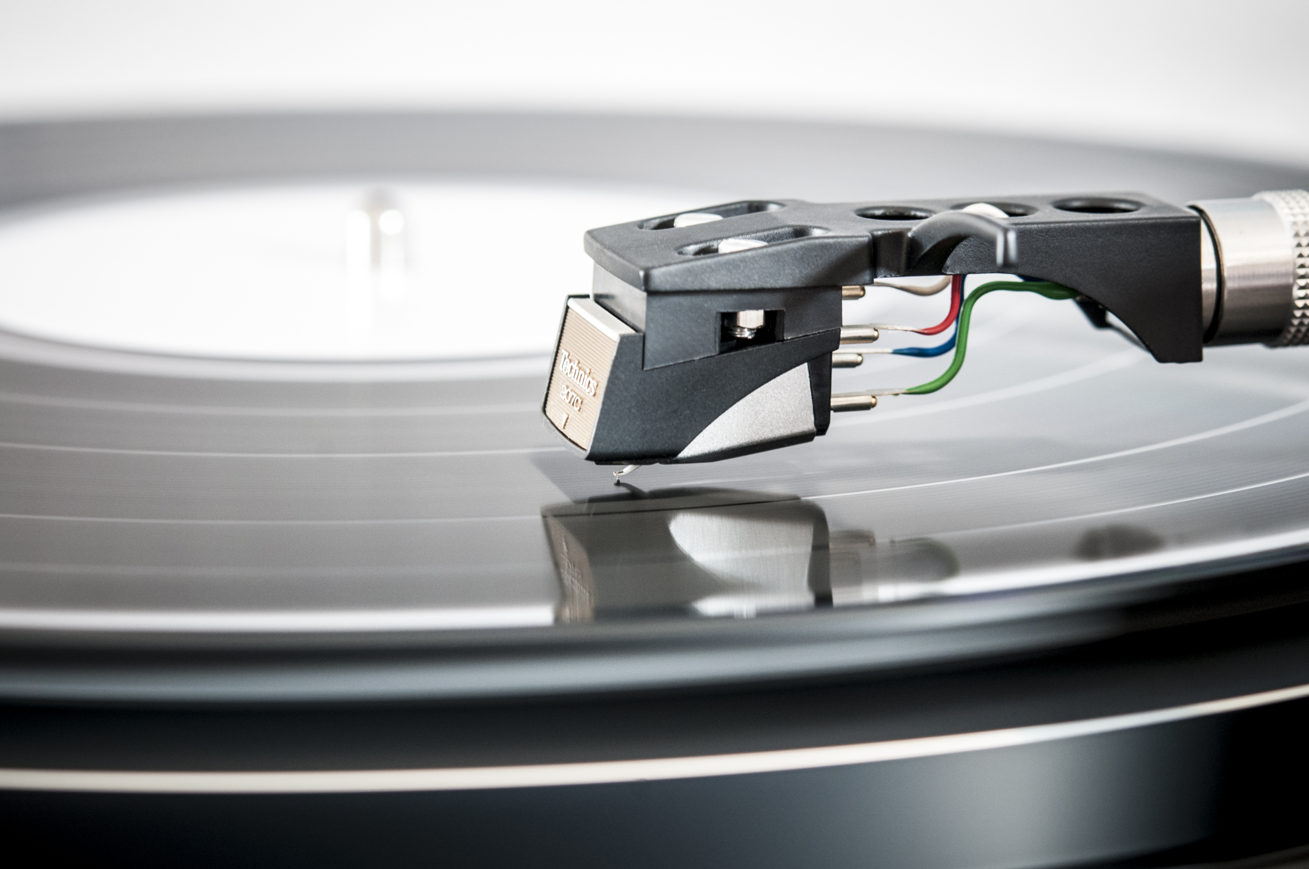 Vinyl Sales Beat Digital Downloads for the First Time in UK
