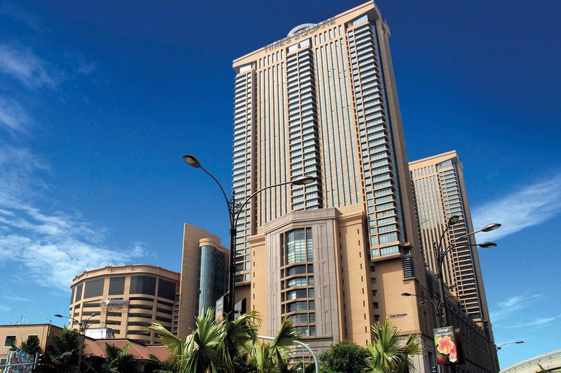 berjaya-times-square-hotel_-kuala-lumpur_-facade-against-skyline