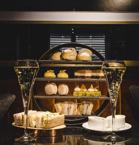 Treat Mum to an Unmissable Afternoon Tea Experience at Dakota Leeds