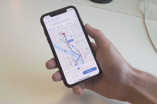 What driving app should you download? | Feast Magazine