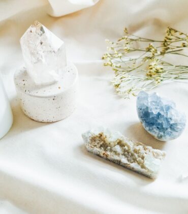 What Stones Go Well With Angelite?