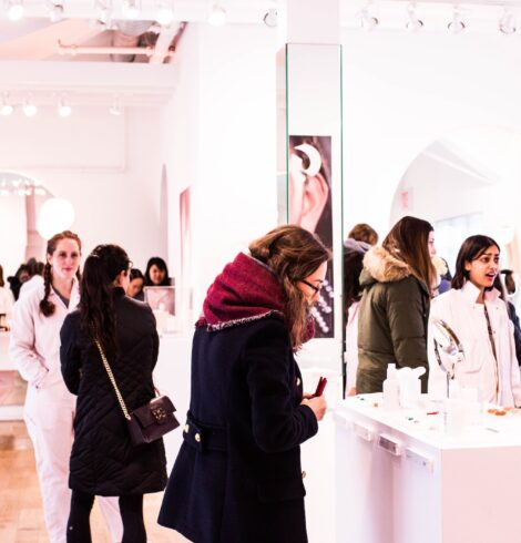 How Environment Influences Your Customers in a Physical Sales Space