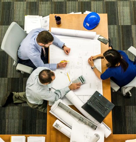 How to use event management software for streamlining corporate events