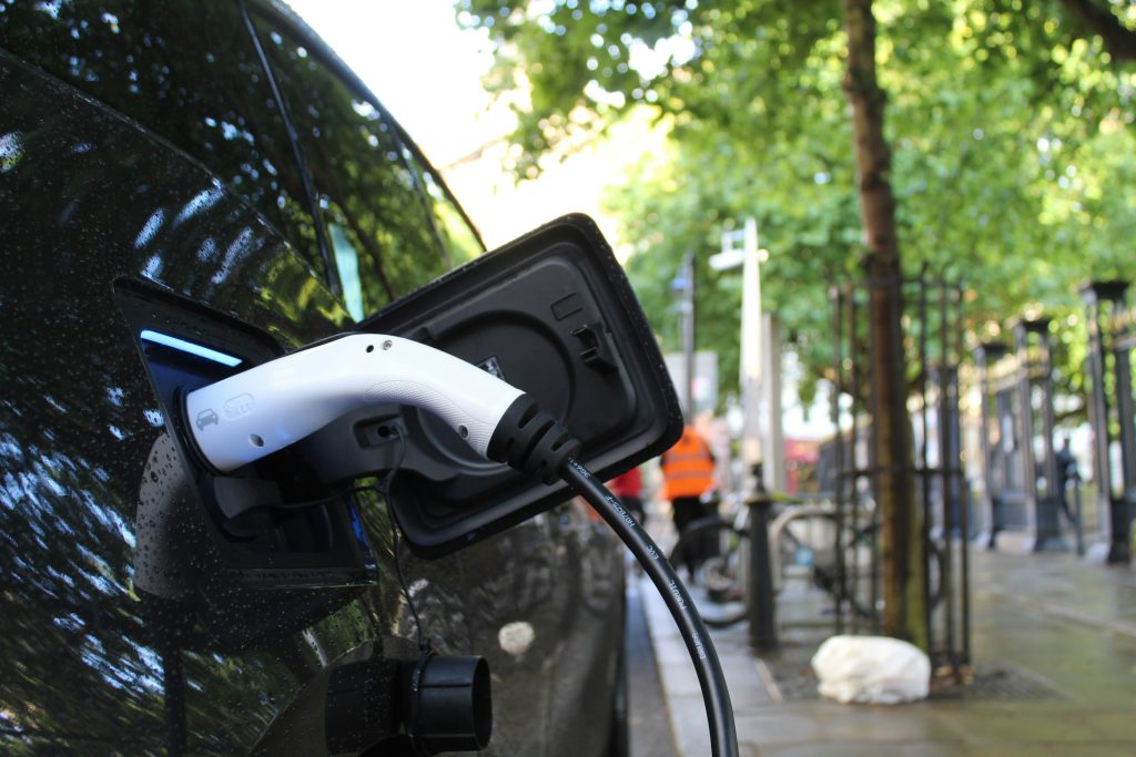 The Advantages of Electric Vehicle Leasing to Businesses in London