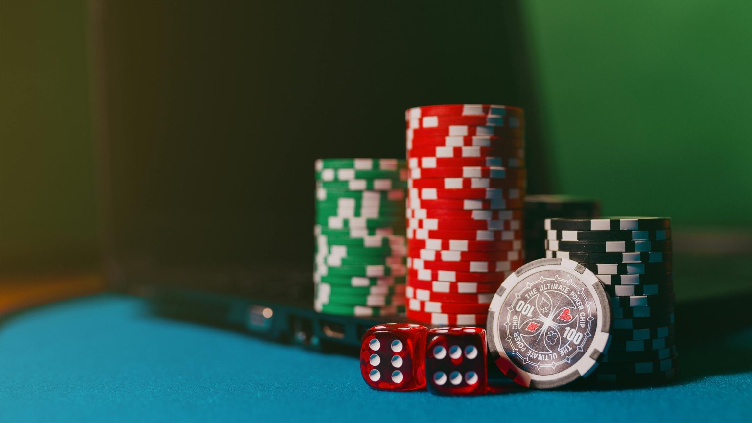 play poker with crypto