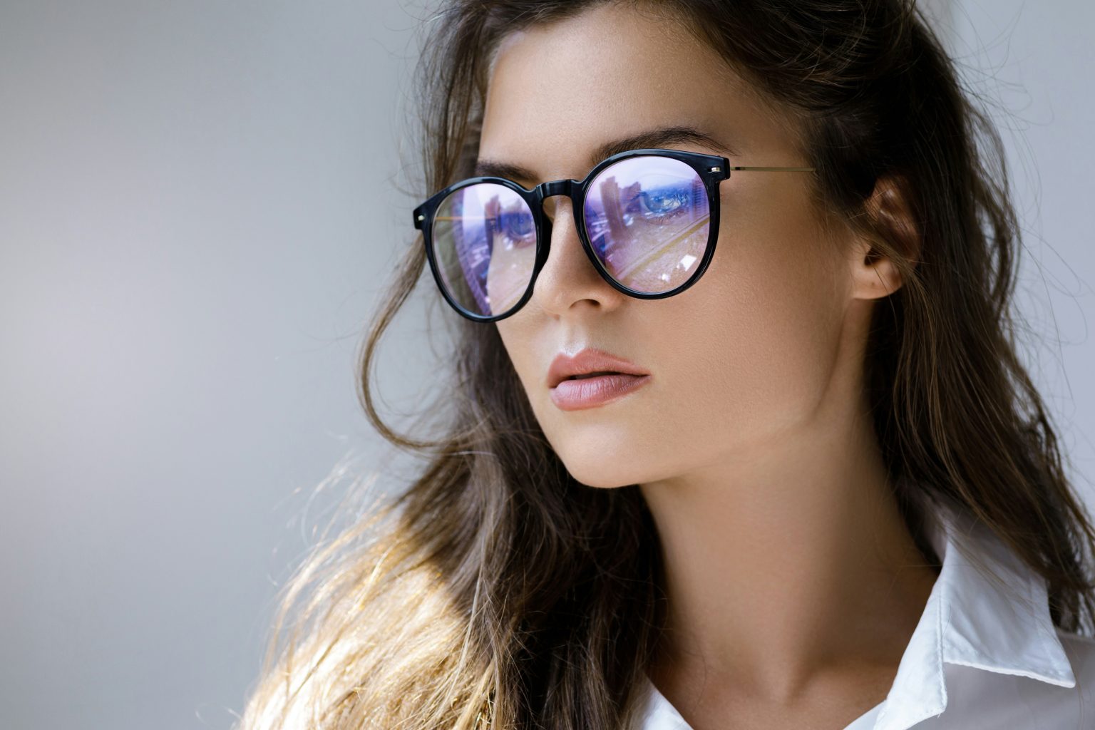 Blue Light Glasses Explained: Benefits and Myths